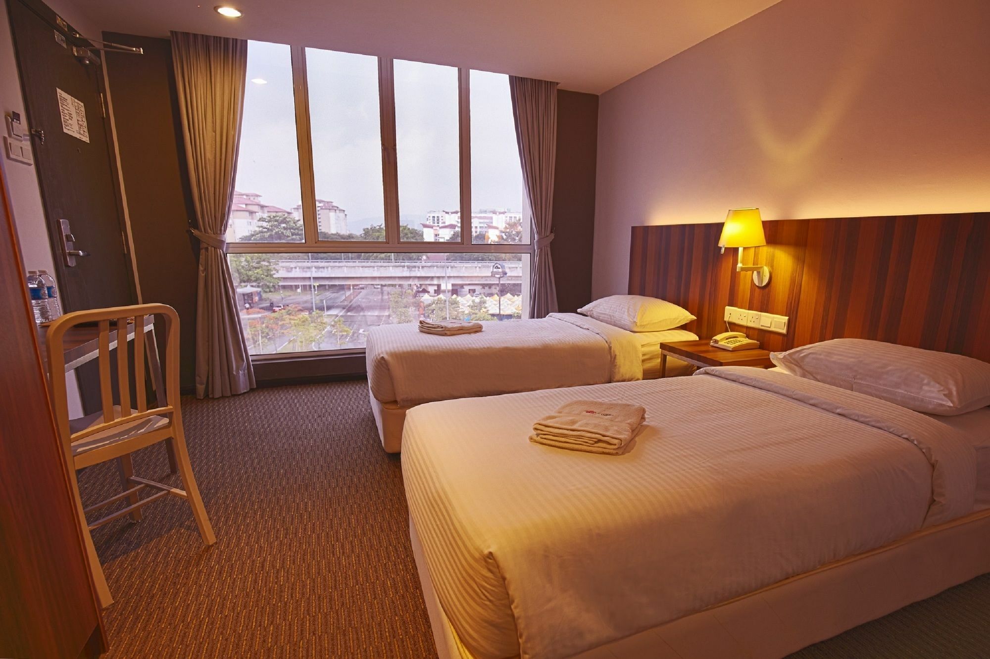 เซนรูม ซากุระ บูทิก โฮเต็ล Hotel กัวลาลัมเปอร์ ภายนอก รูปภาพ